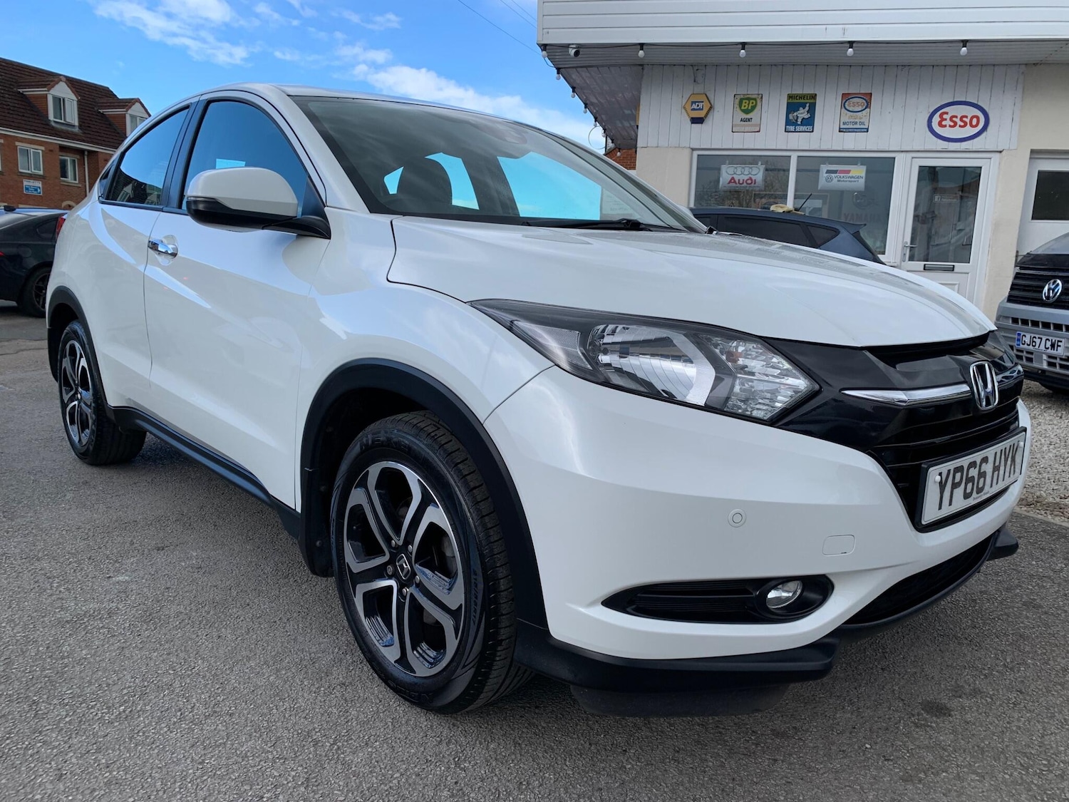 Used Honda HR-V 2016 for sale - 78033600: Photo 2