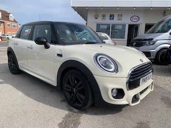 Used MINI Hatch 2019 for sale - 78244789: Photo