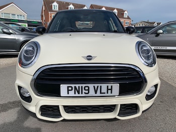 Used MINI Hatch 2019 for sale - 78244789: Photo