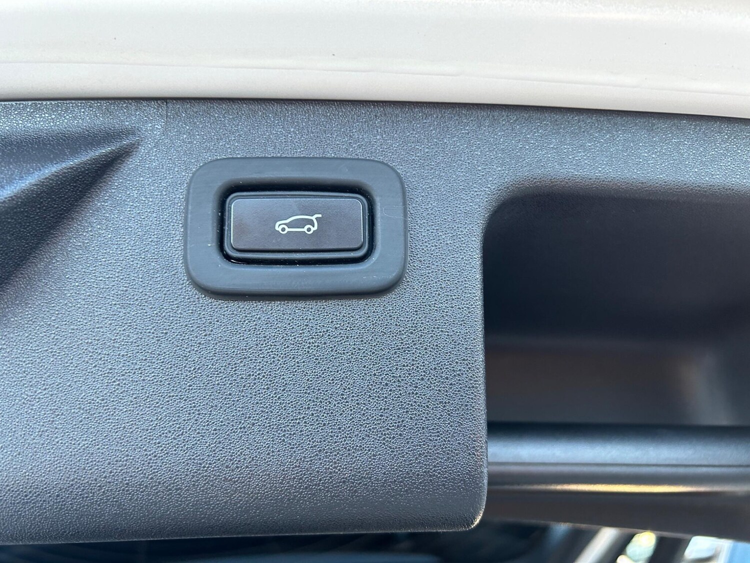 Used Land Rover Discovery Sport 2020 for sale - 78008665: Photo 12