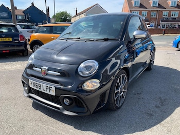 Used Abarth 595 2018 for sale - 79188300: Photo
