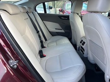 Used Jaguar XE 2015 for sale - 78231327: Photo