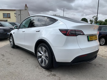 Used Tesla Model Y 2023 for sale - 79453529: Photo