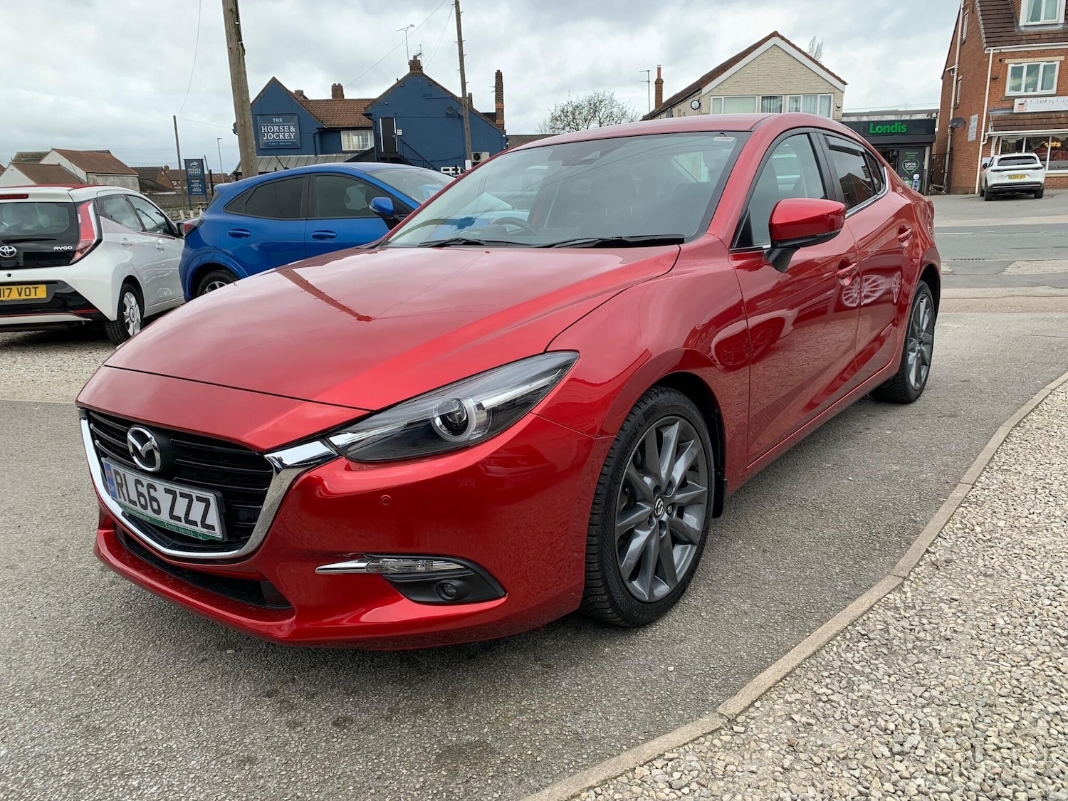 Used Mazda Mazda3 2016 for sale - 78008675: Photo 2