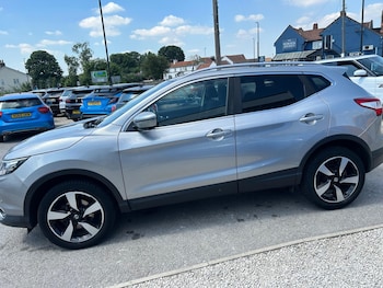 Used Nissan Qashqai 2017 for sale - 78998965: Photo