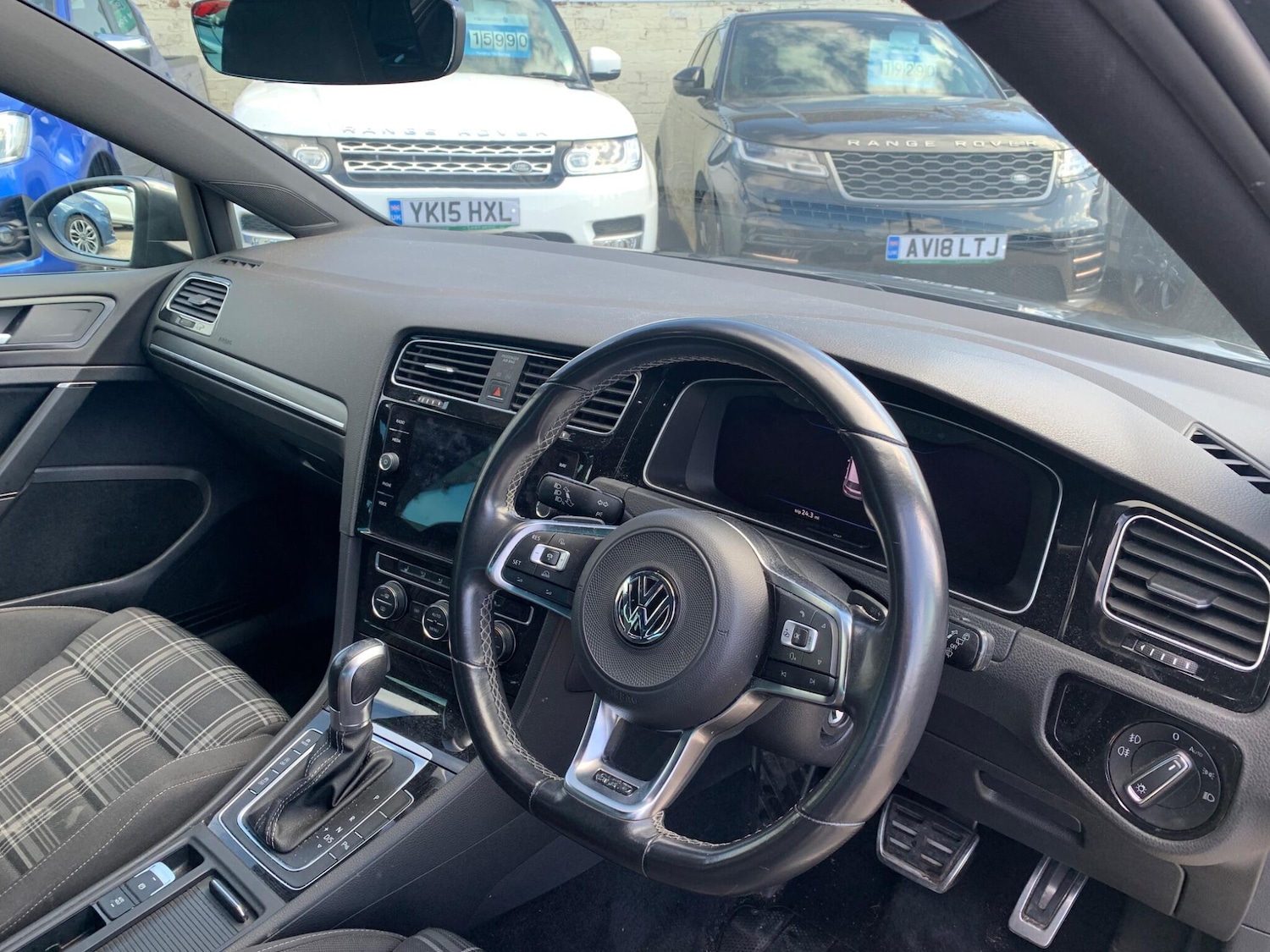 Used Volkswagen Golf 2018 for sale - 78058922: Photo 10