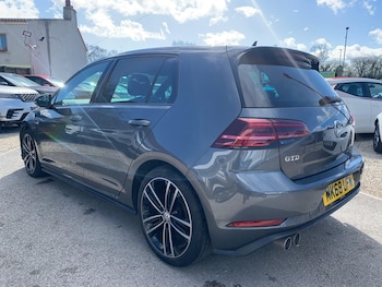 Used Volkswagen Golf 2018 for sale - 78058922: Photo