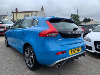 Used Volvo V40 2013 for sale - 79670028: Photo