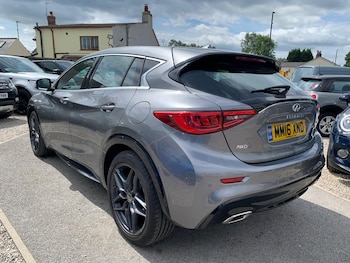 Used Infiniti Q30 2016 for sale - 78947165: Photo