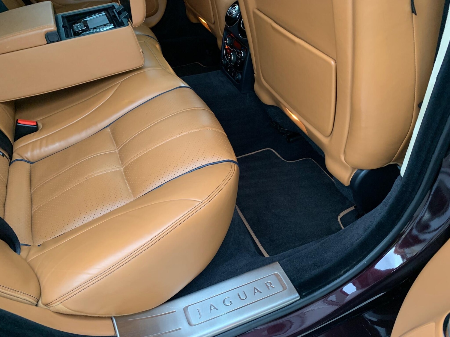 Used Jaguar XJ 2009 for sale - 78008695: Photo 19