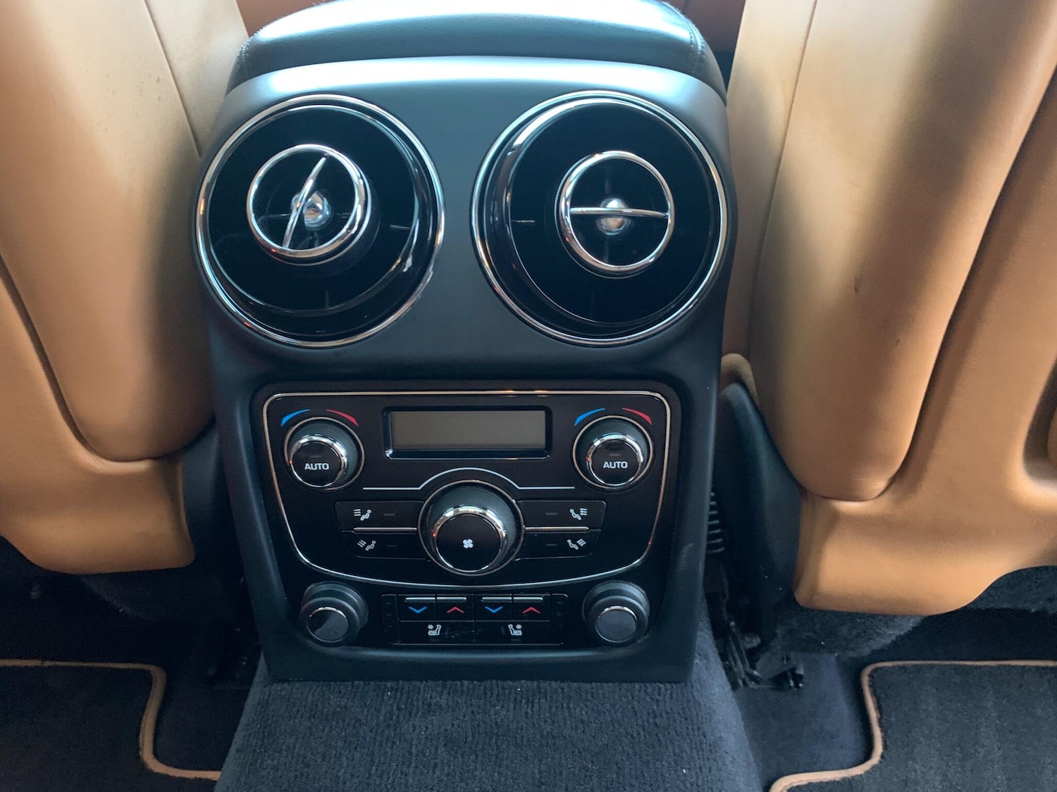 Used Jaguar XJ 2009 for sale - 78008695: Photo 22