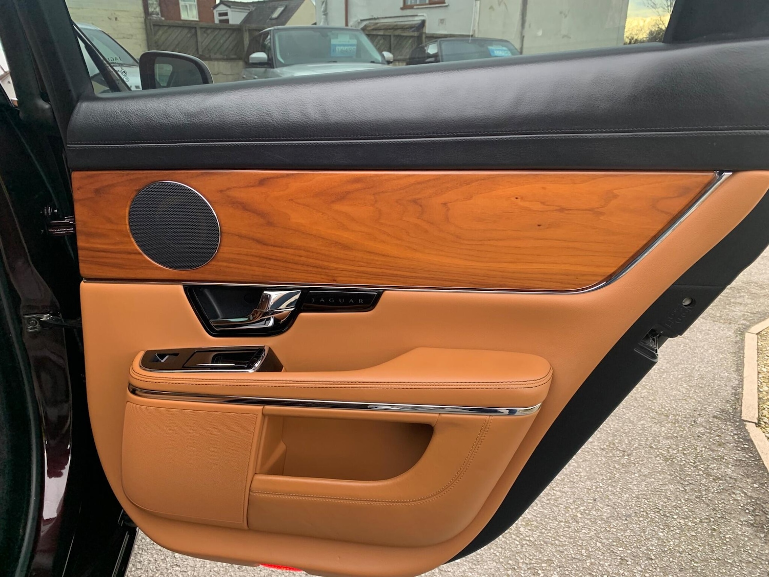 Used Jaguar XJ 2009 for sale - 78008695: Photo 26