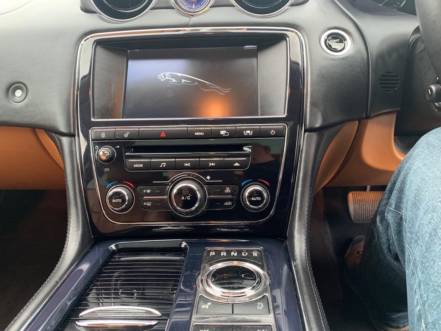 Used Jaguar XJ 2009 for sale - 78008695: Photo 27