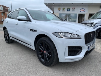 Used Jaguar F-Pace 2018 for sale - 78244582: Photo