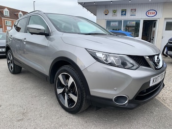 Used Nissan Qashqai 2017 for sale - 79565116: Photo