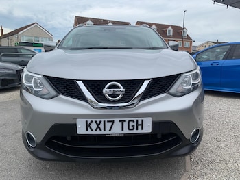 Used Nissan Qashqai 2017 for sale - 79565116: Photo