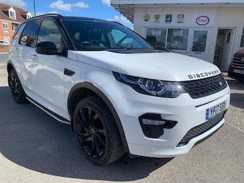 Used Land Rover Discovery Sport 2017 for sale - 78601177: Photo