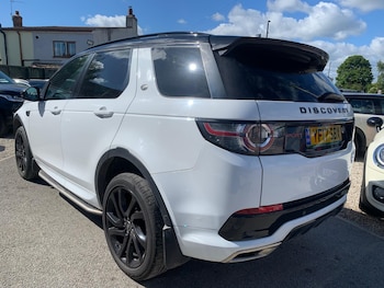 Used Land Rover Discovery Sport 2017 for sale - 78601177: Photo