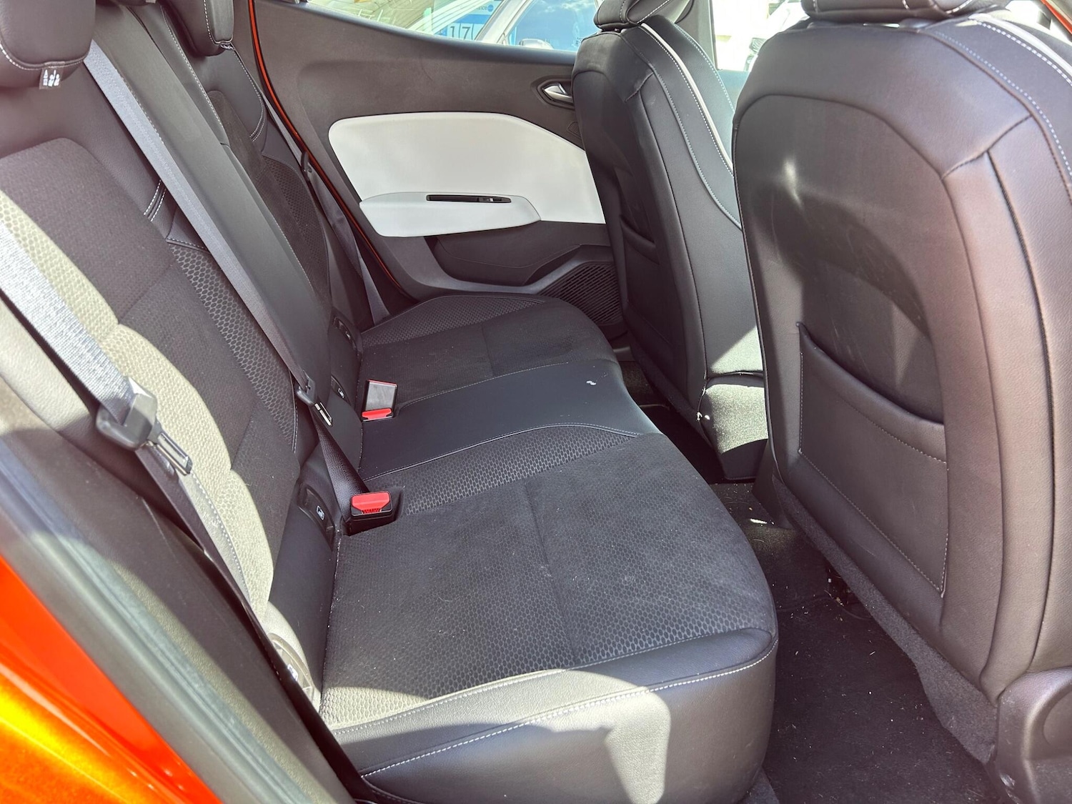 Used Renault Clio for sale - 78203817: Photo 11