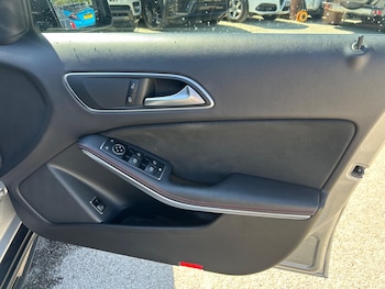 Used Mercedes-Benz GLA 2018 for sale - 78999388: Photo
