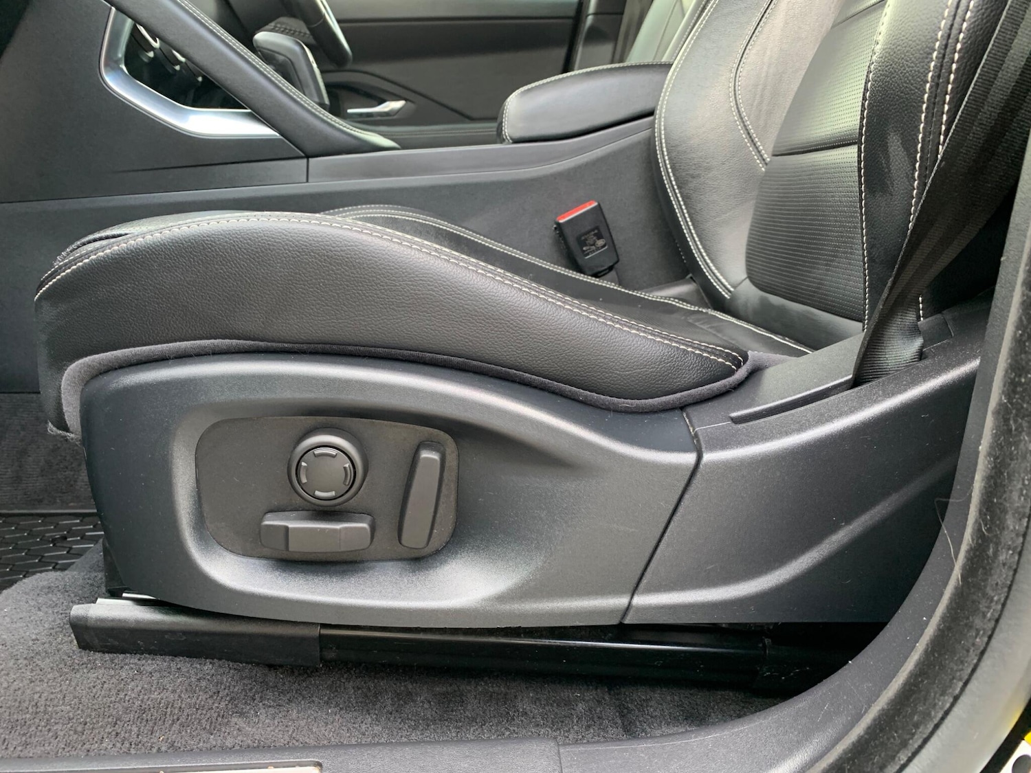 Used Jaguar E-Pace 2019 for sale - 78008660: Photo 24