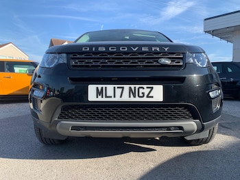 Used Land Rover Discovery Sport 2017 for sale - 79496960: Photo