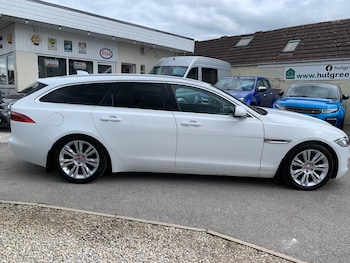 Used Jaguar XF 2019 for sale - 78261055: Photo
