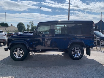 Used Land Rover Defender 2011 for sale - 79158262: Photo