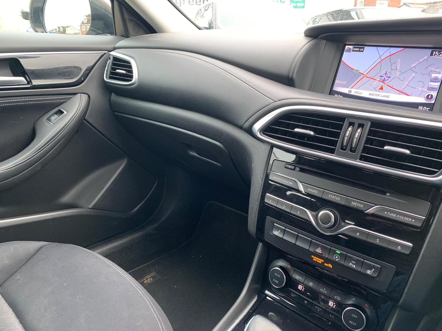 Used Infiniti Q30 2017 for sale - 78008659: Photo 15