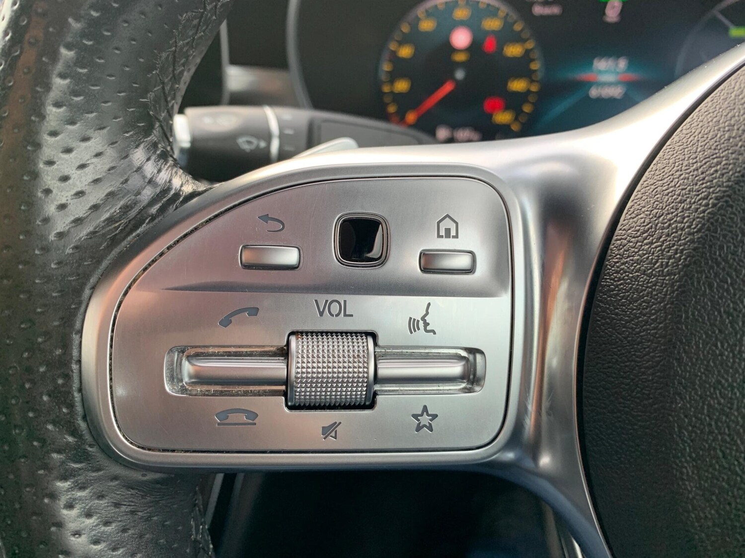 Used Mercedes-Benz C Class 2019 for sale - 78008689: Photo 17