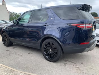 Used Land Rover Discovery 2017 for sale - 79793383: Photo