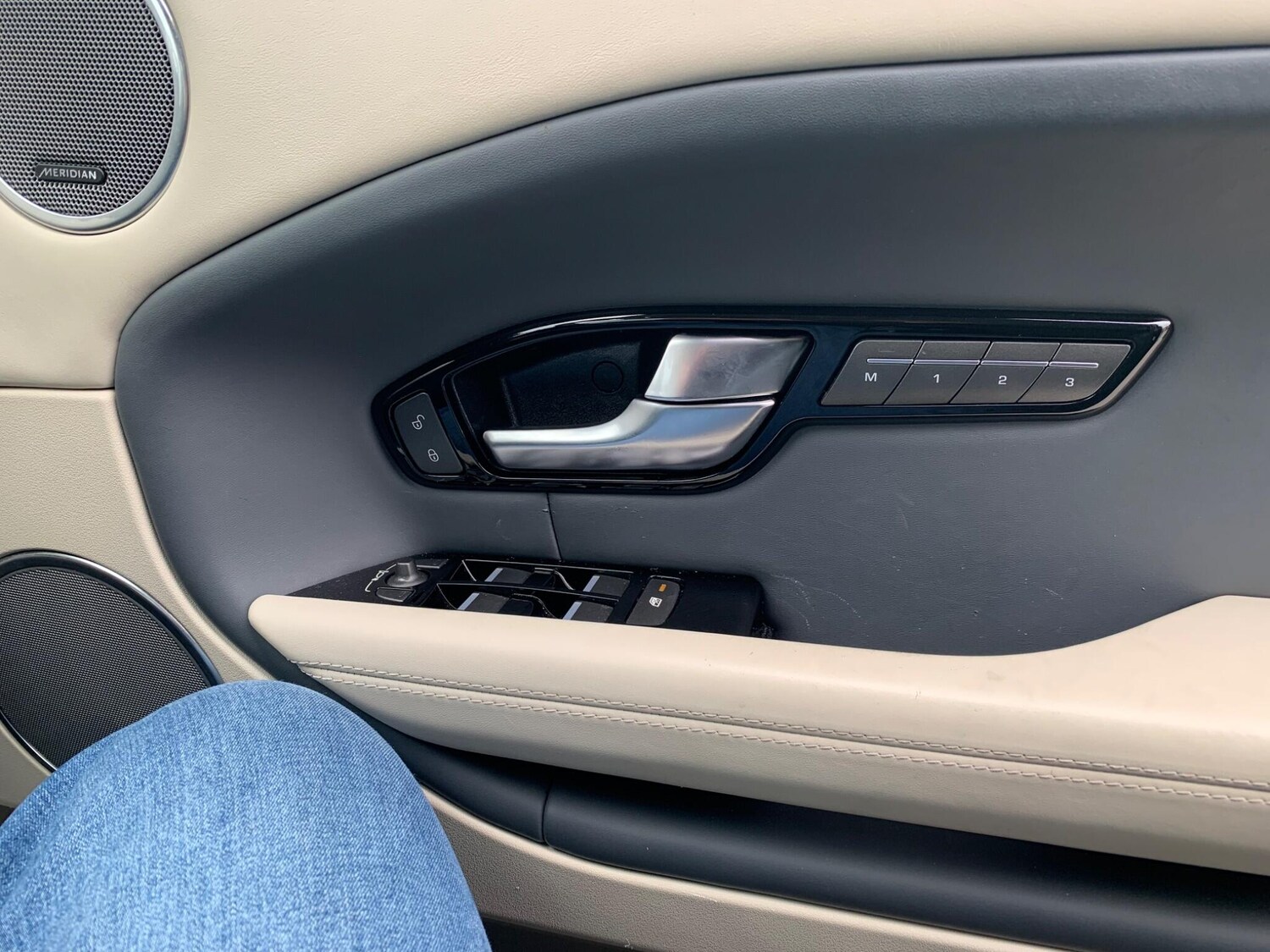 Used Land Rover Range Rover Evoque 2015 for sale - 78008684: Photo 12