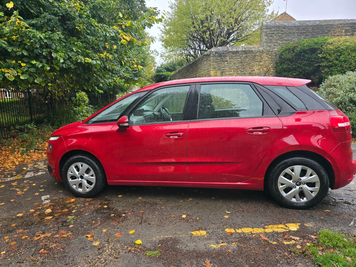 Used Citroen C4 Picasso 2014 for sale - 76022604: Photo 6