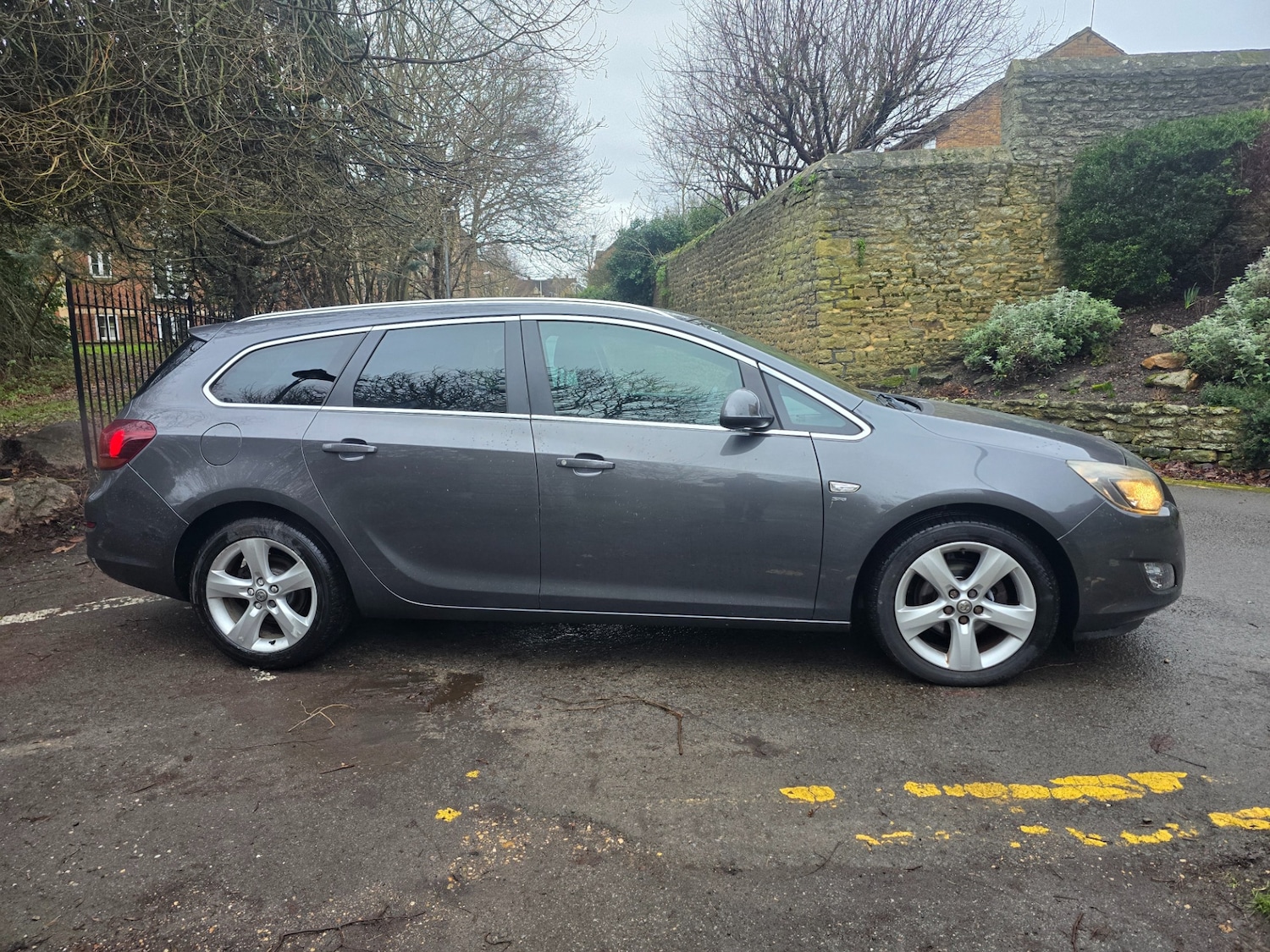 Used Vauxhall Astra 2011 for sale - 77208724: Photo 6