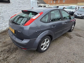 Used Ford Focus 2005 for sale - 78556527: Photo