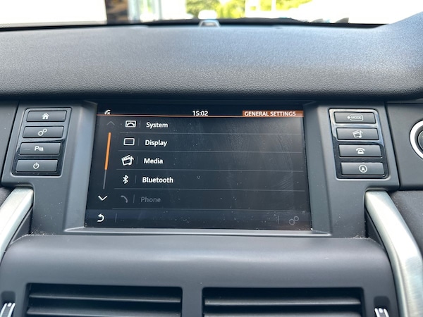 Used Land Rover Discovery Sport 2018 for sale - 76079030: Photo 26