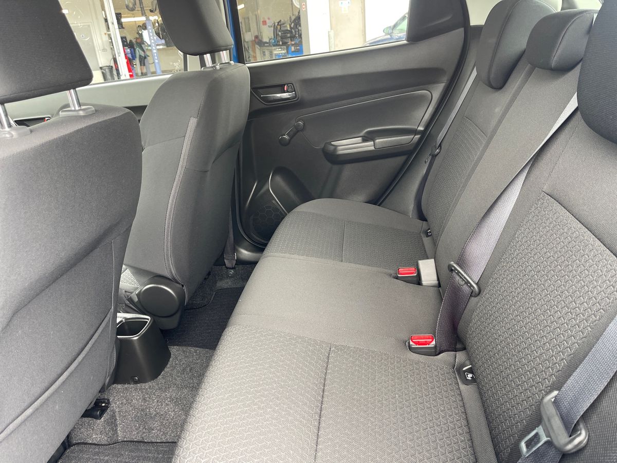 Used Suzuki Swift 2023 for sale - 77300385: Photo 32