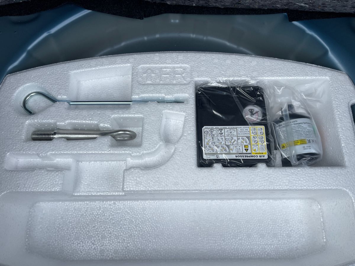 Used Suzuki Swift 2023 for sale - 77300385: Photo 39