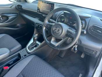 Used Toyota Yaris 2022 for sale - 74764913: Photo