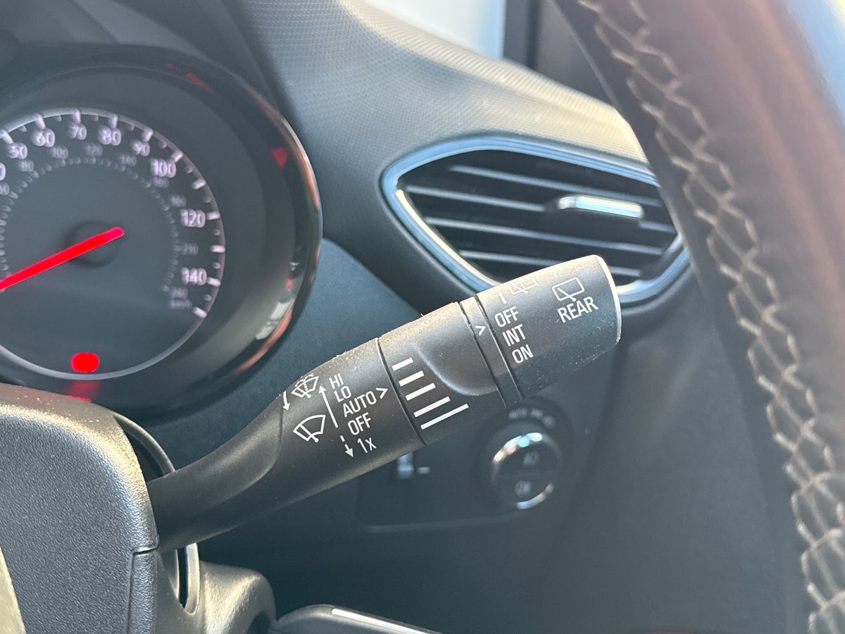 Used Vauxhall Crossland 2022 for sale - 76874227: Photo 33