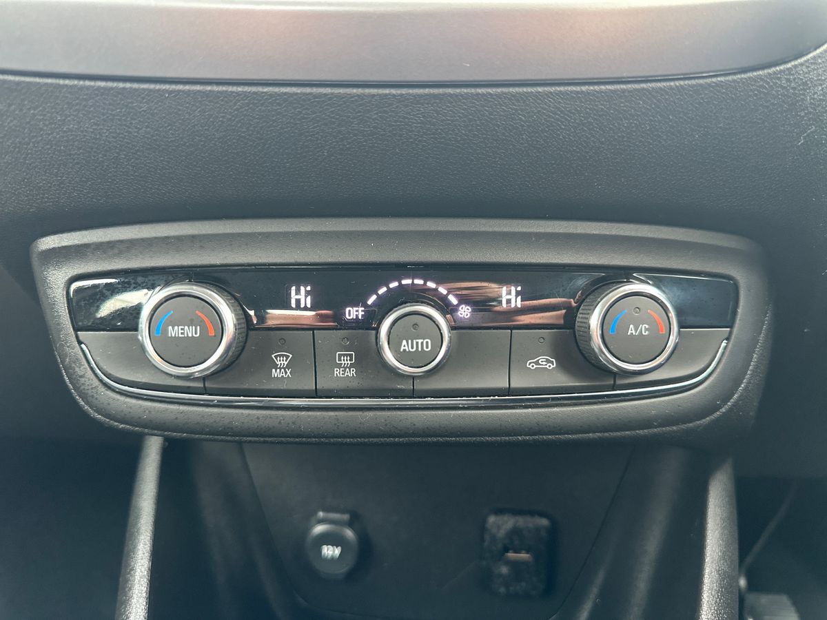 Used Vauxhall Crossland X 2018 for sale - 76873967: Photo 16