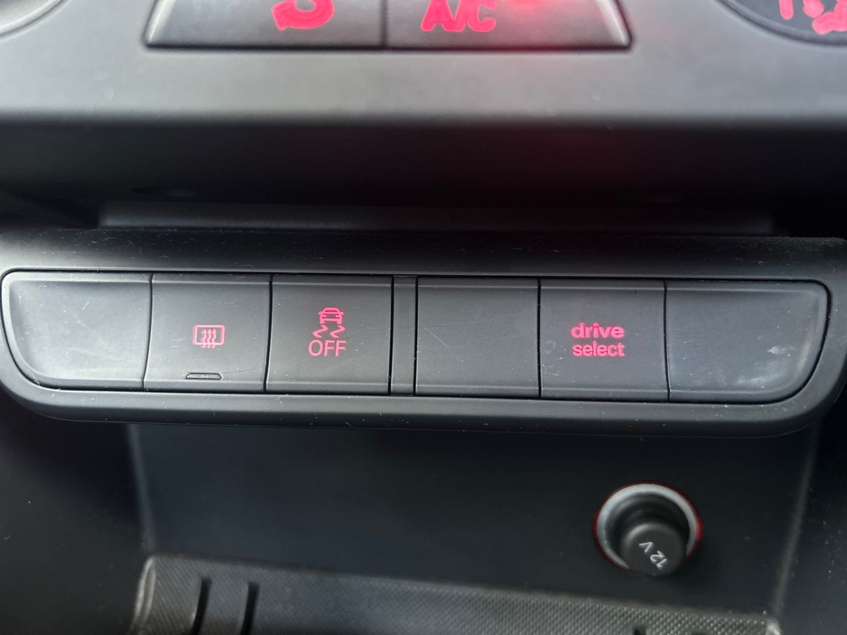 Vehicle 33
