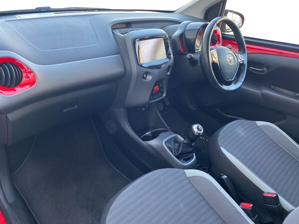 Used Toyota AYGO 2018 for sale - 75469453: Photo 14