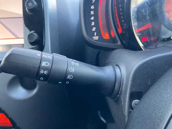 Used Toyota AYGO 2018 for sale - 75469453: Photo 41