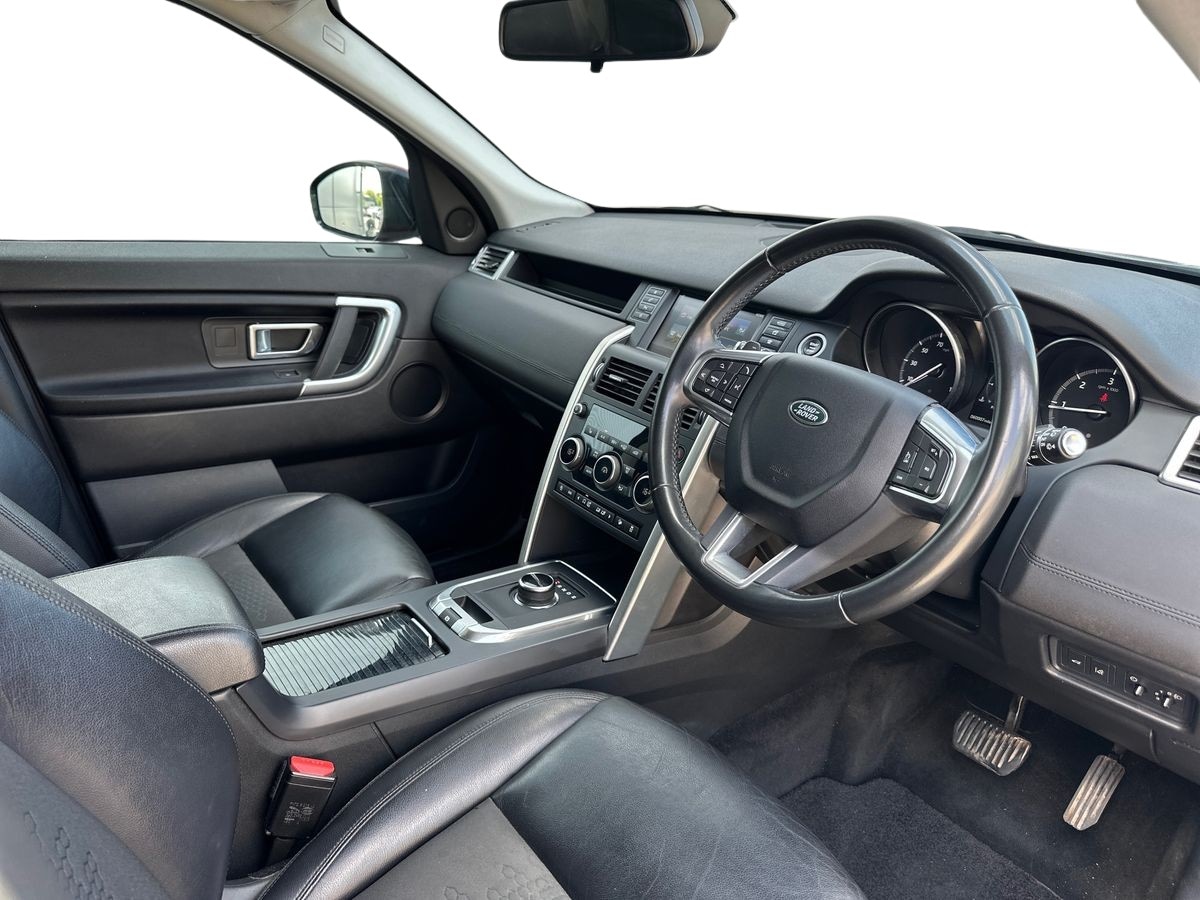 Used Land Rover Discovery Sport 2018 for sale - 76869684: Photo 3