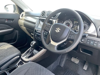 Used Suzuki Vitara 2022 for sale - 76241588: Photo