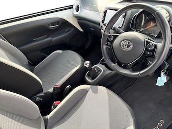 Used Toyota AYGO 2021 for sale - 75629532: Photo