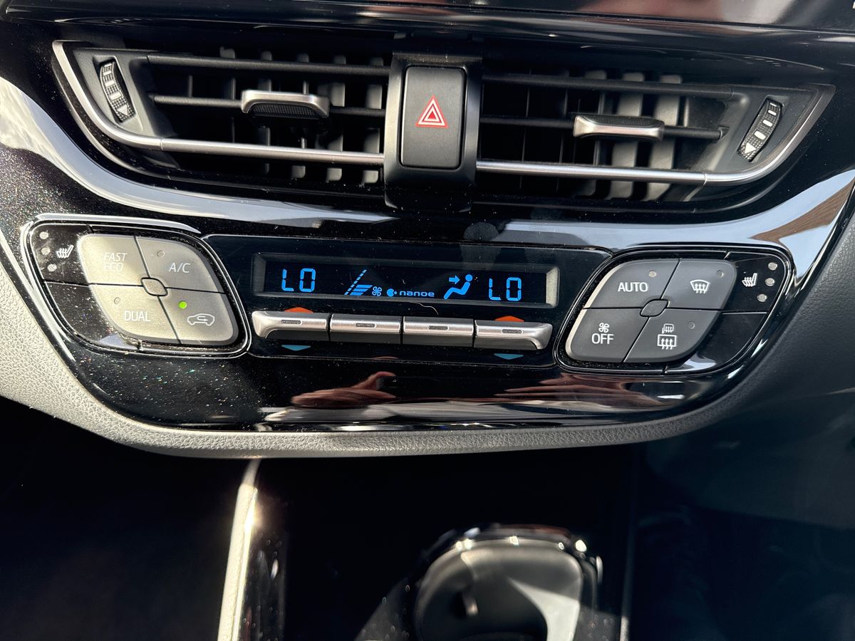 Used Toyota C-HR 2018 for sale - 76452202: Photo 16