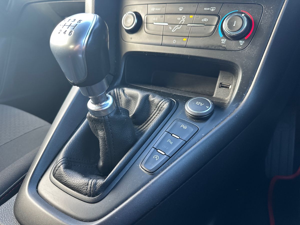 Used Ford Focus 2017 for sale - 76373001: Photo 15