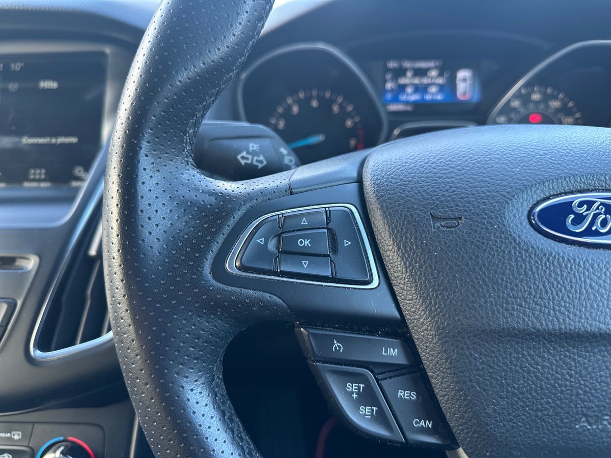 Used Ford Focus 2017 for sale - 76373001: Photo 22